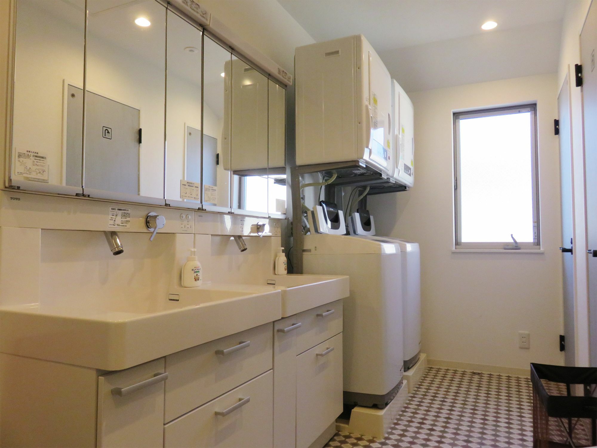 Hiromas Inn Chitose-Karasuyama طوكيو المظهر الخارجي الصورة